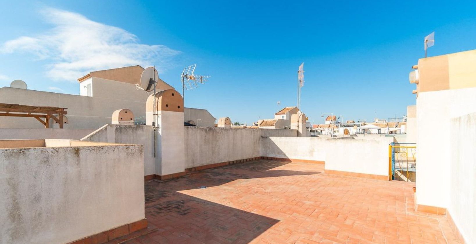 Resale - Apartment / flat - Torrevieja - El limonar