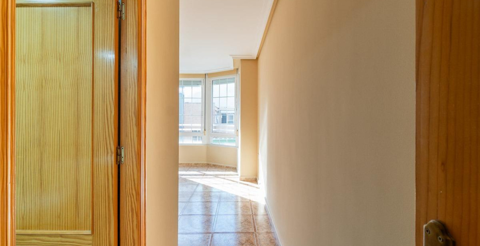 Resale - Apartment / flat - Torrevieja - Centro