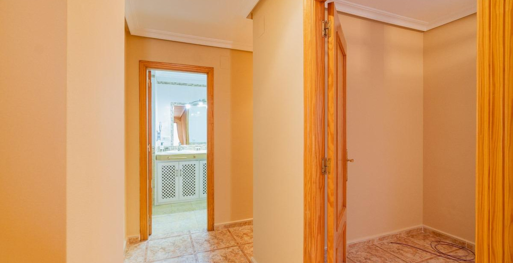 Resale - Apartment / flat - Torrevieja - Centro