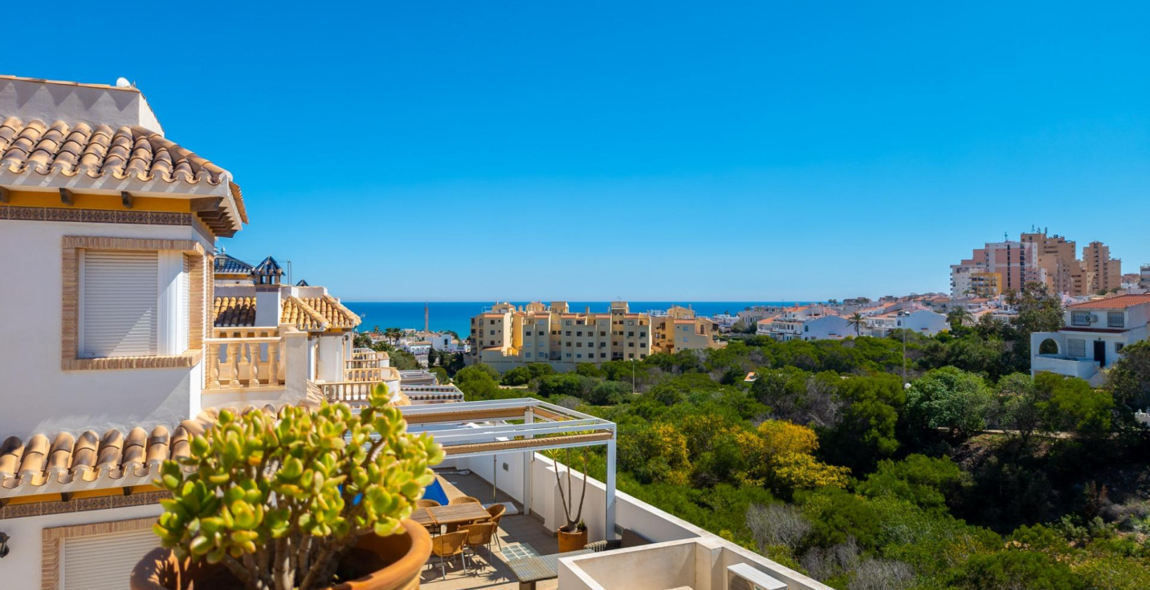 Resale - Villa - Torrevieja - La Mata