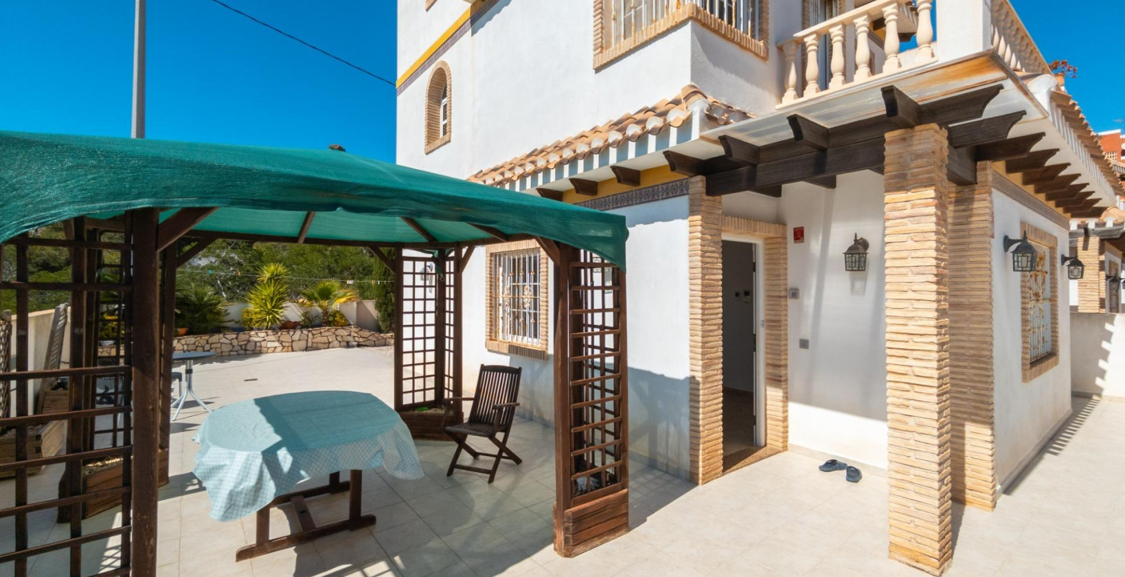 Resale - Villa - Torrevieja - La Mata