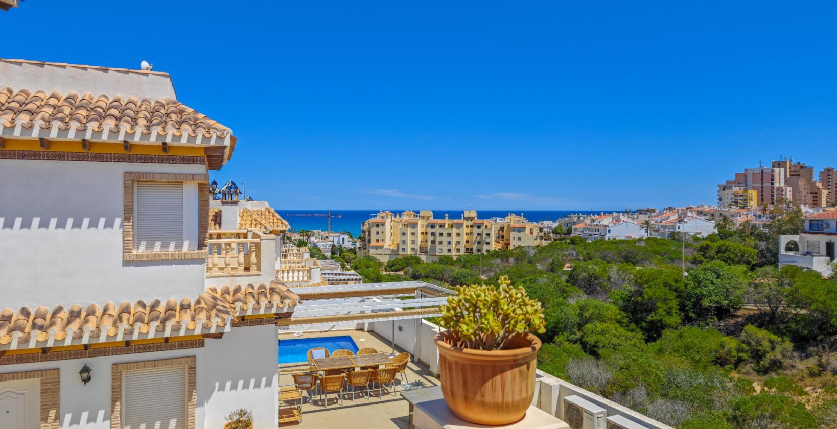 Resale - Villa - Torrevieja - La Mata