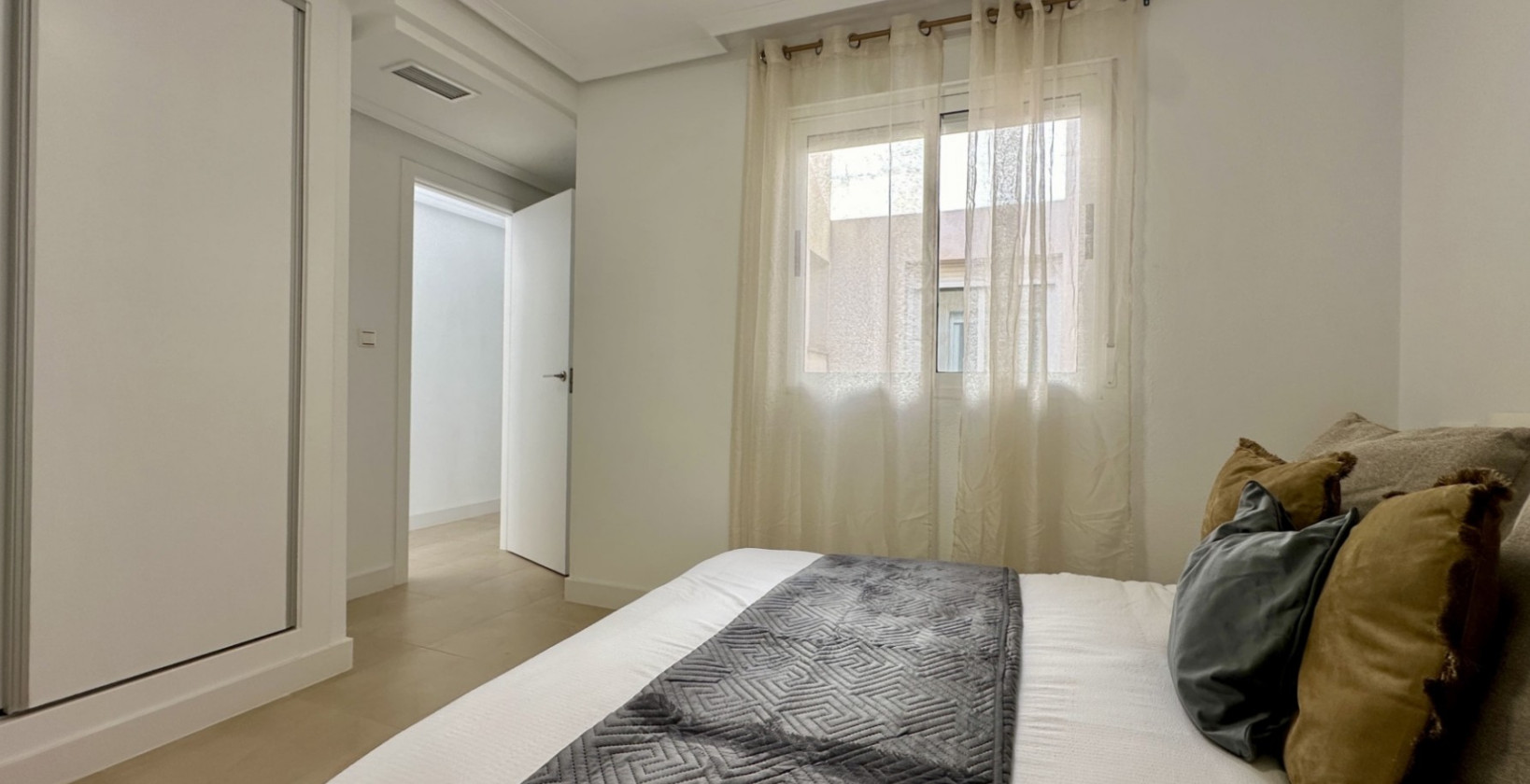 Reventa - Apartamento / piso - Torrevieja