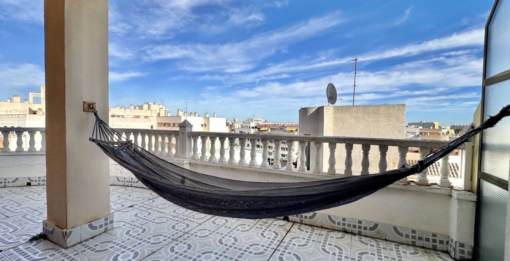 Reventa - Apartamento / piso - Torrevieja