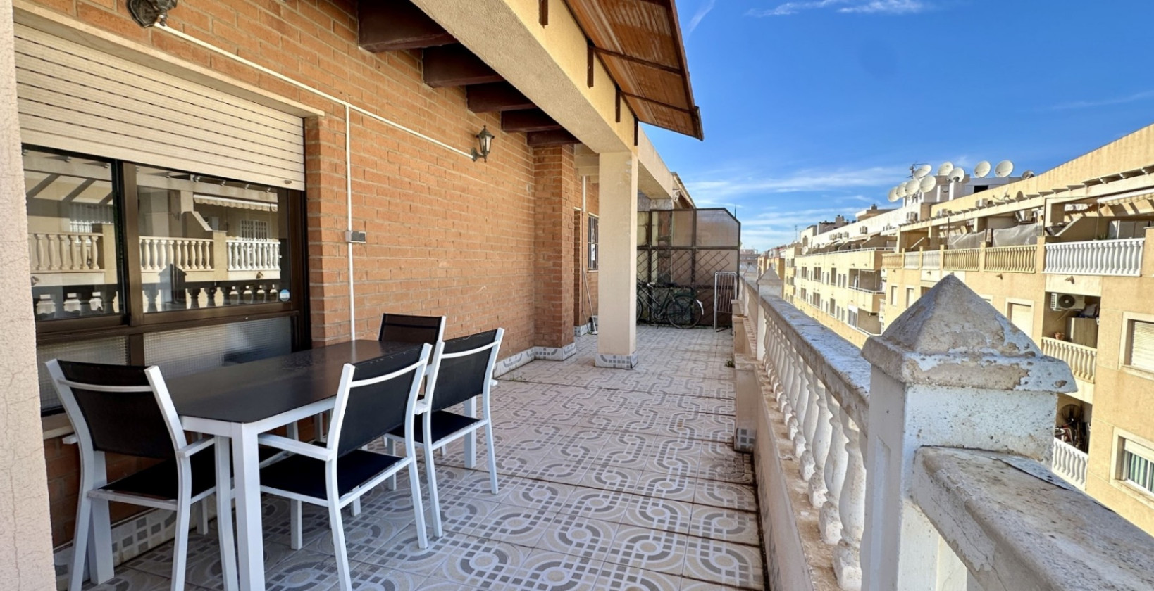 Reventa - Apartamento / piso - Torrevieja