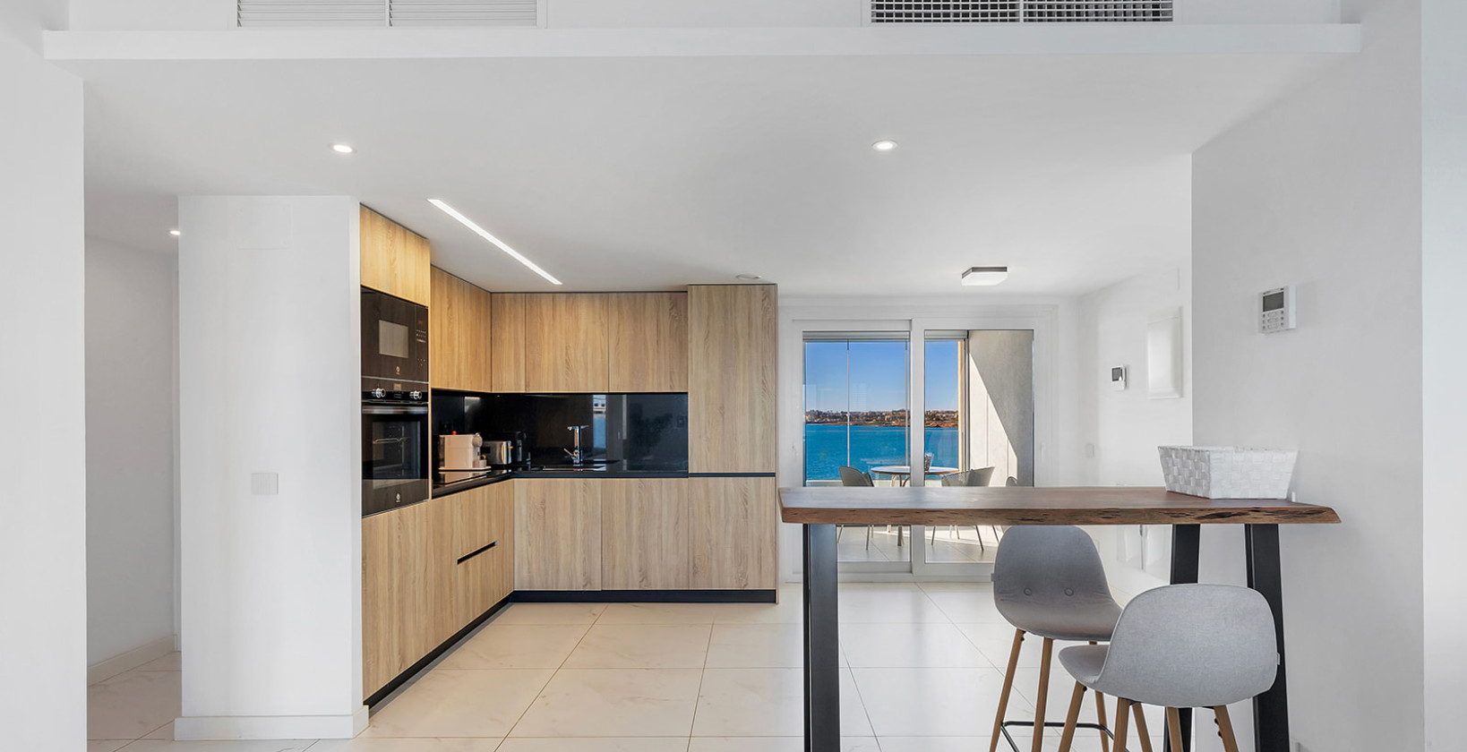 Resale - Apartment / flat - Torrevieja - Punta Prima