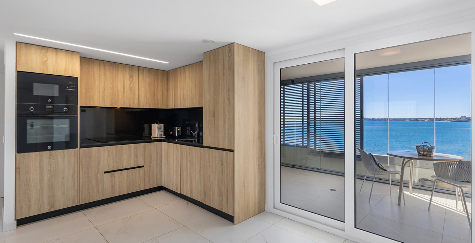 Resale - Apartment / flat - Torrevieja - Punta Prima