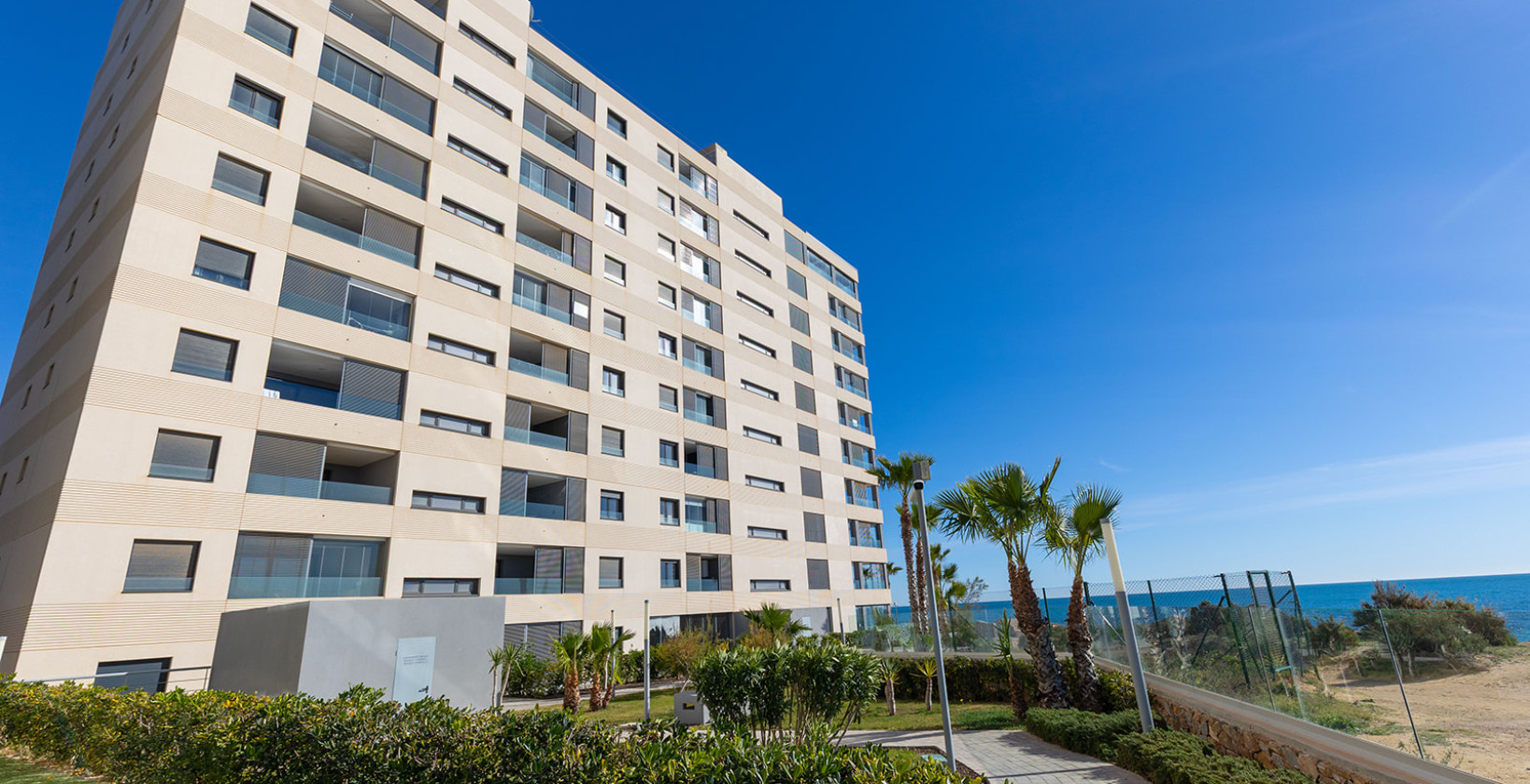 Resale - Apartment / flat - Torrevieja - Punta Prima