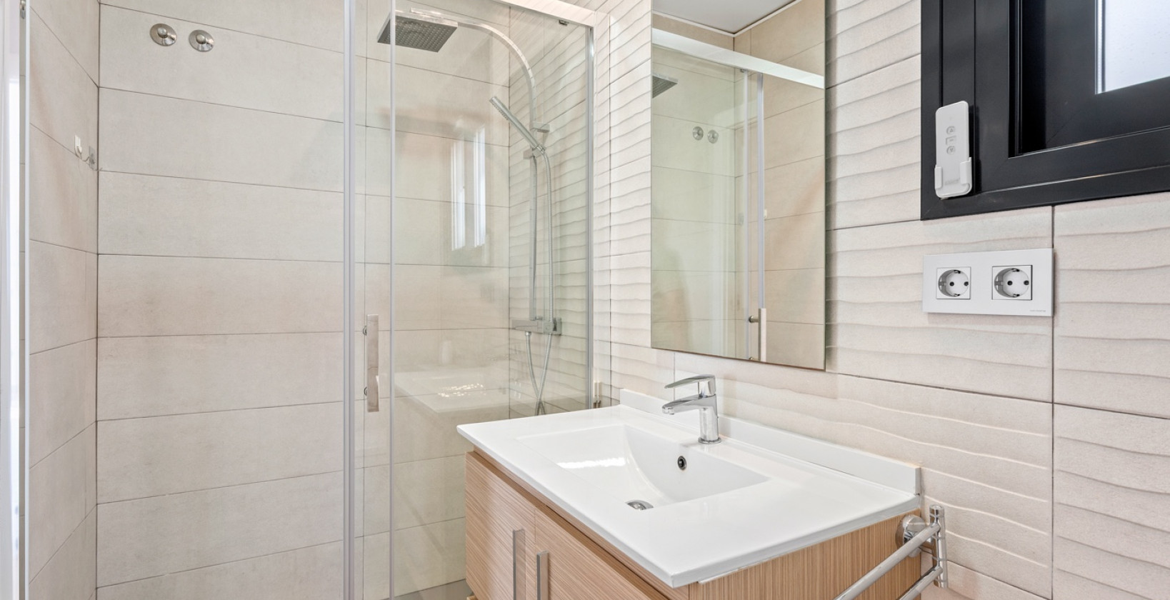 Resale - Villa - Los Alcazares - Euro Roda