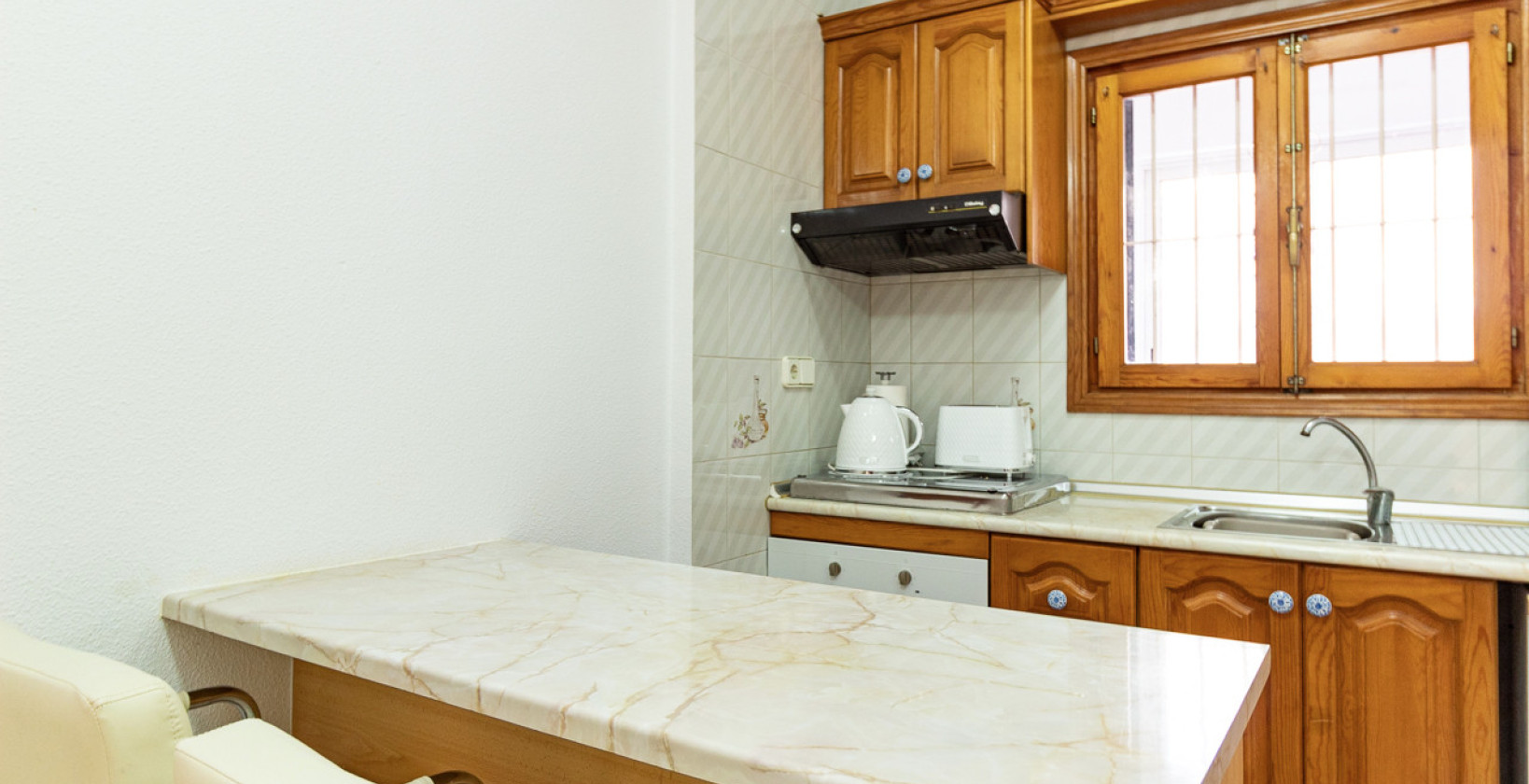 Resale - Apartment / flat - Torrevieja - El Chaparral