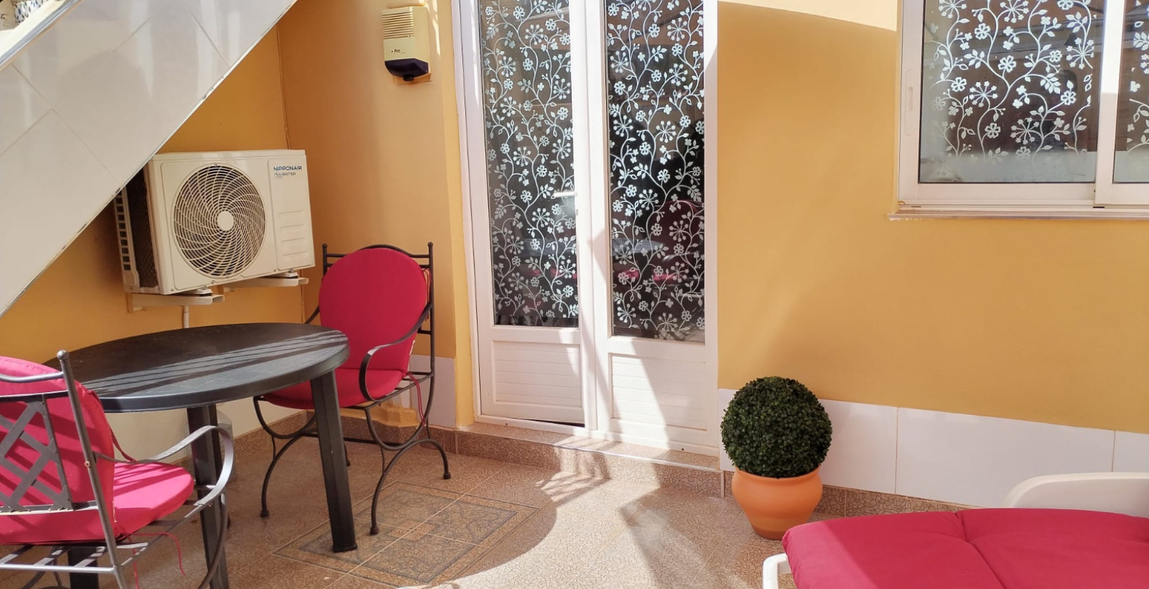 Resale - Apartment / flat - Torrevieja - El Chaparral