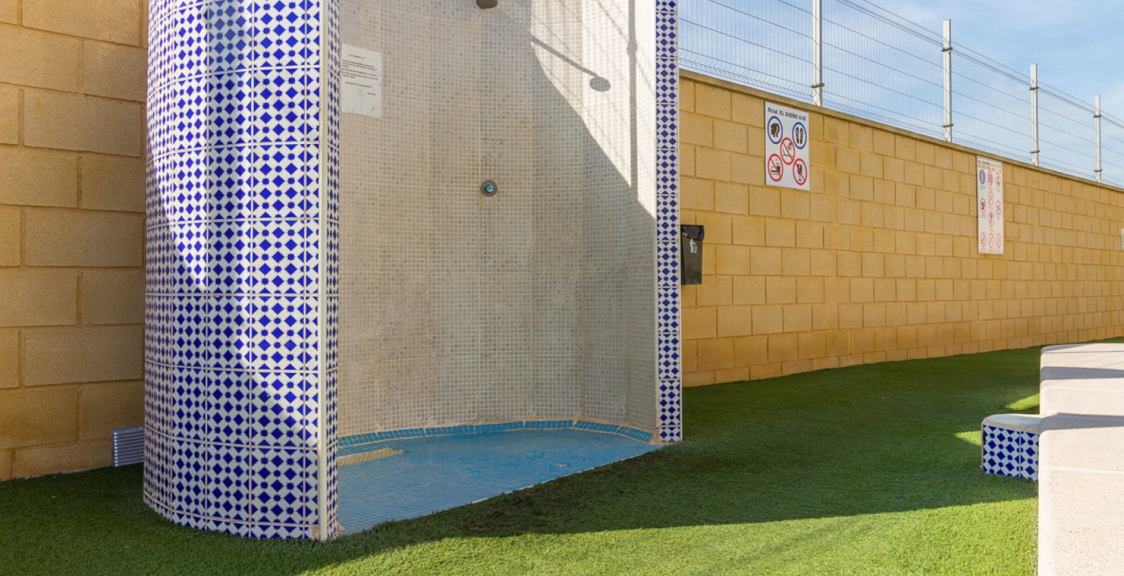 Resale - Apartment / flat - Torrevieja - El Chaparral