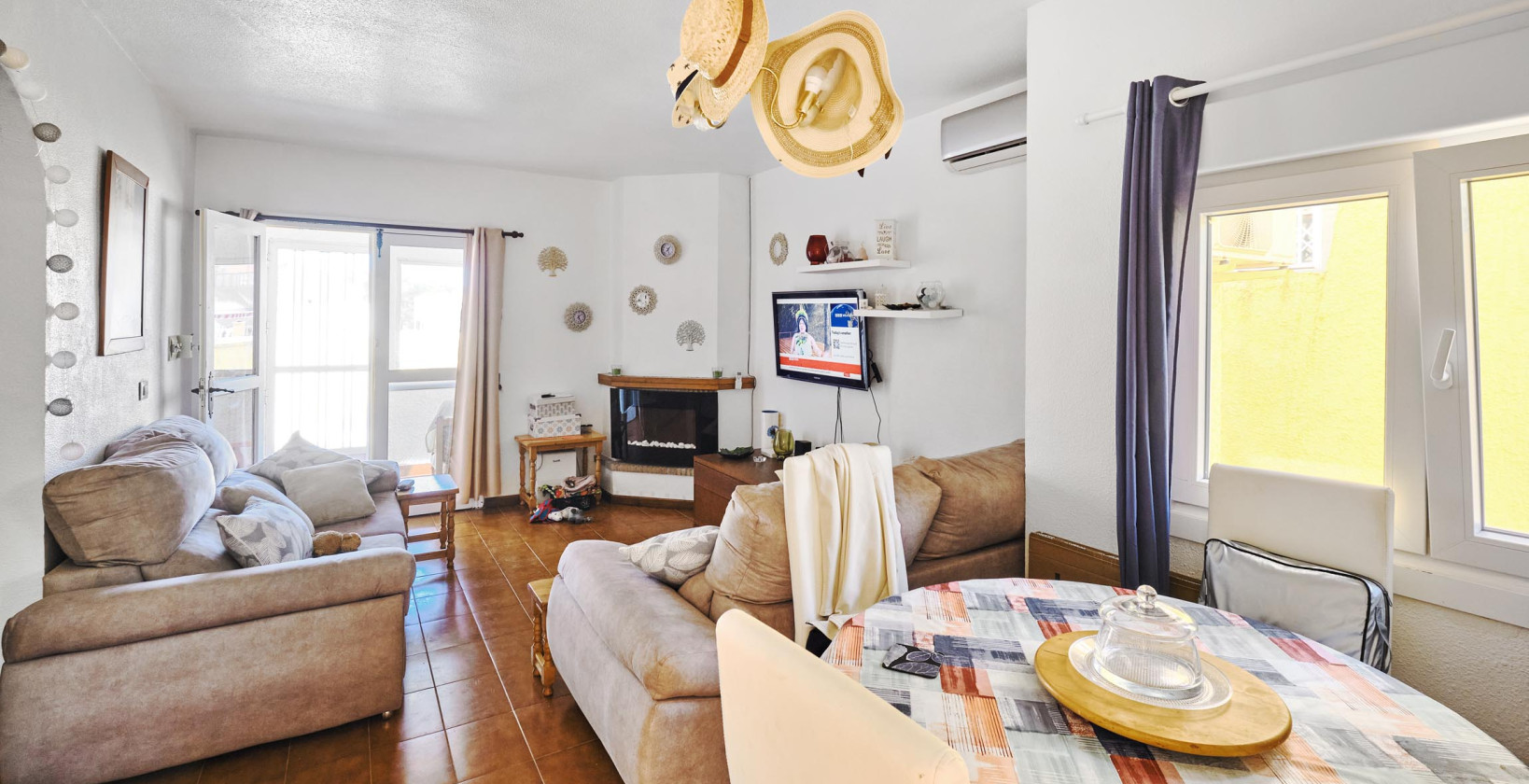 Resale - Villa - Pinar de Campoverde