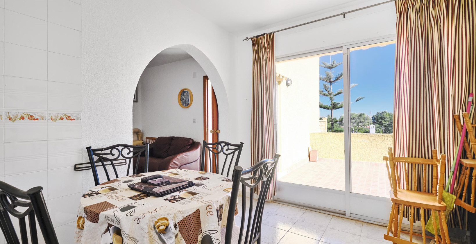 Resale - Villa - Pinar de Campoverde