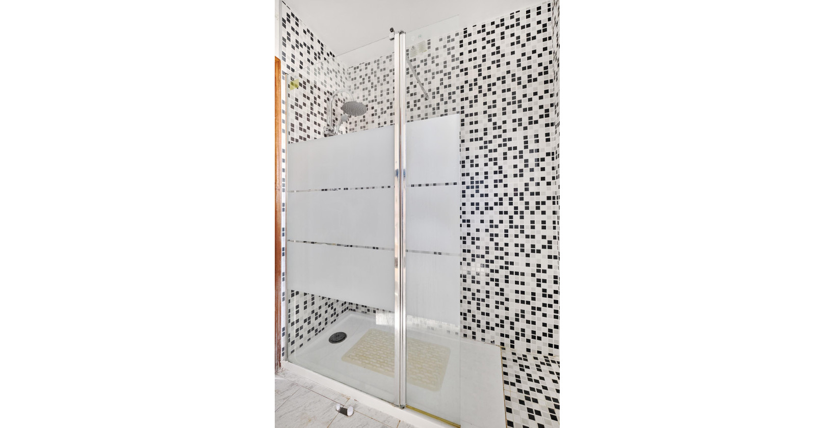 Resale - Villa - Pinar de Campoverde