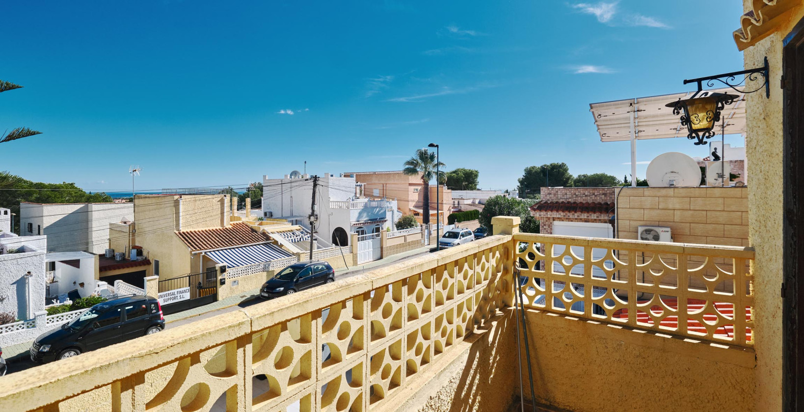 Resale - Villa - Pinar de Campoverde