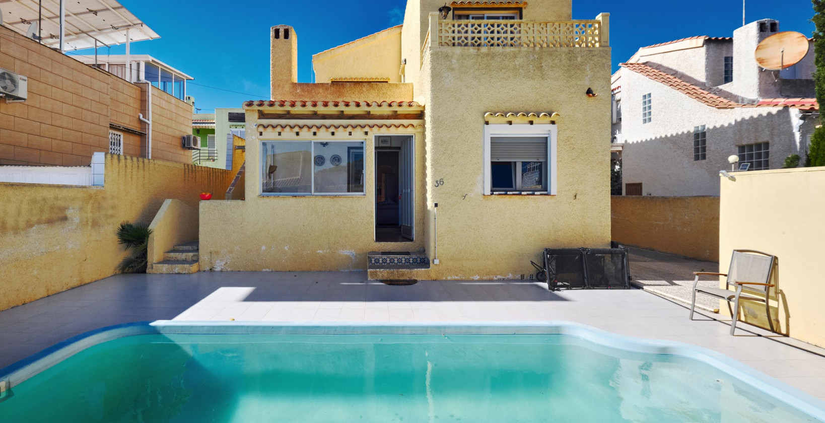 Resale - Villa - Pinar de Campoverde