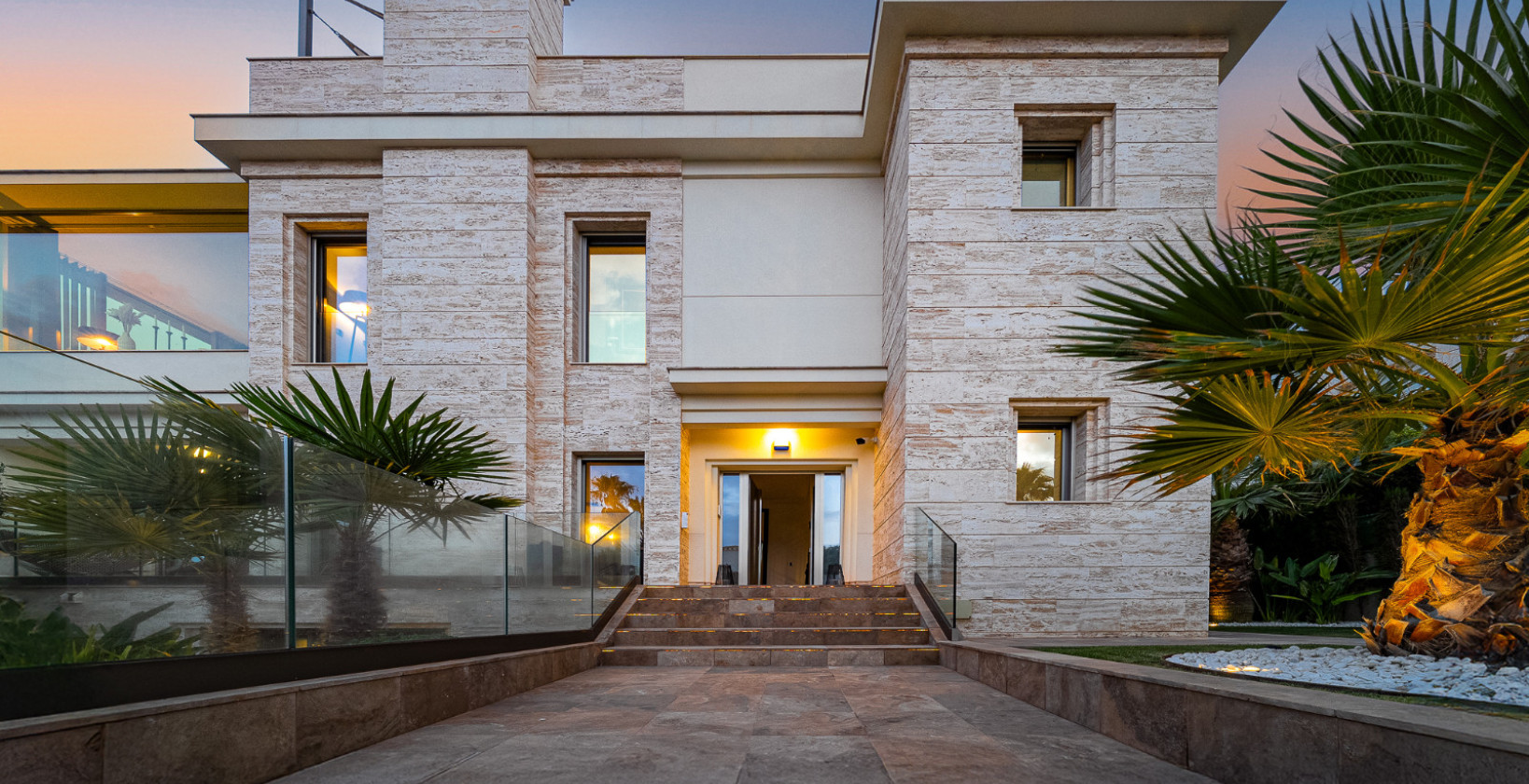 Resale - Villa - La Zenia - Beachside