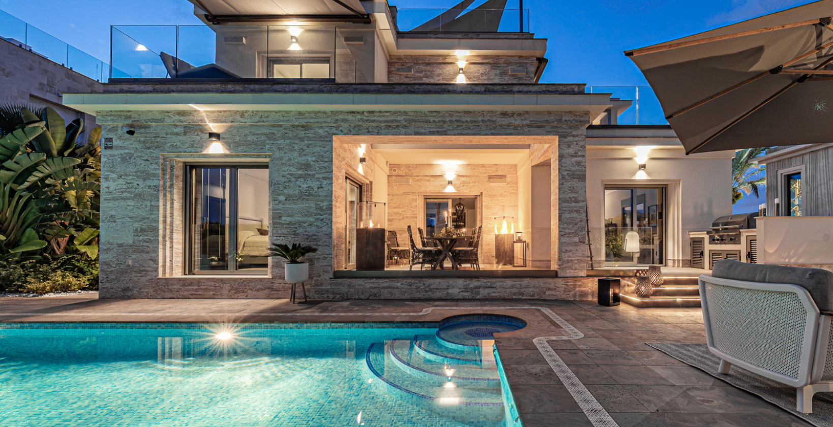 Resale - Villa - La Zenia - Beachside