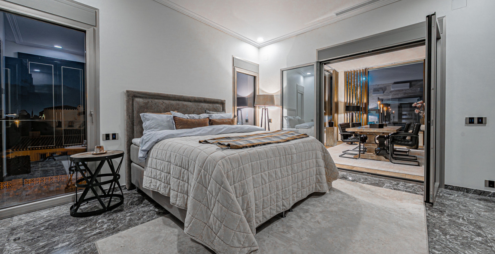 Resale - Villa - La Zenia - Beachside