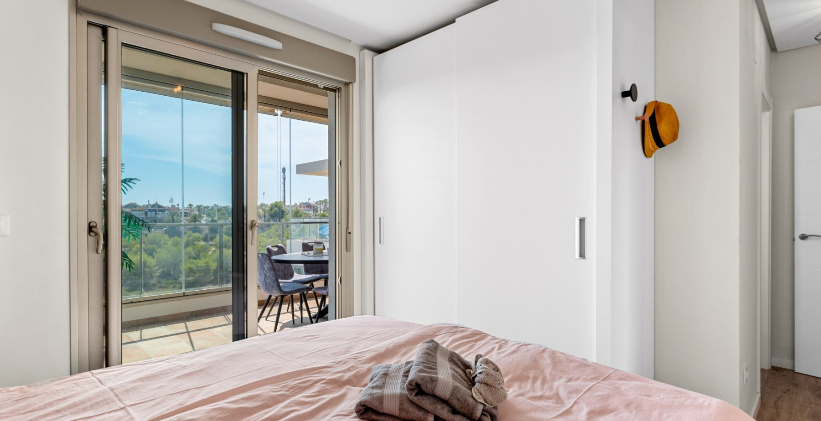 Resale - Apartment / flat - Orihuela Costa - Los Dolses