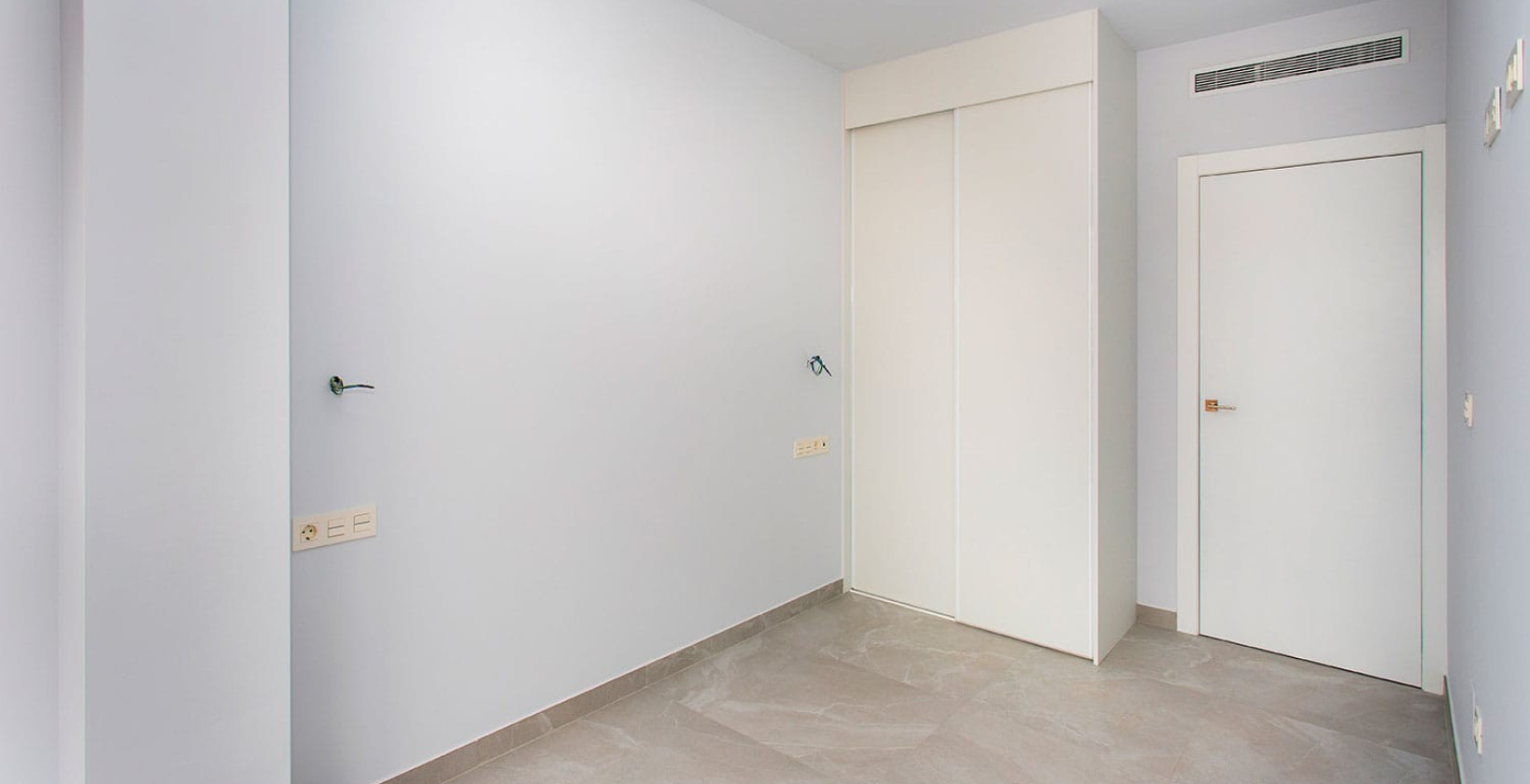 Resale - Apartment / flat - Torrevieja - torrevieja