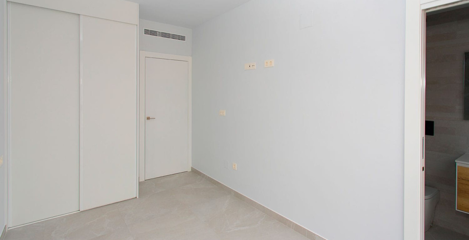 Resale - Apartment / flat - Torrevieja - torrevieja