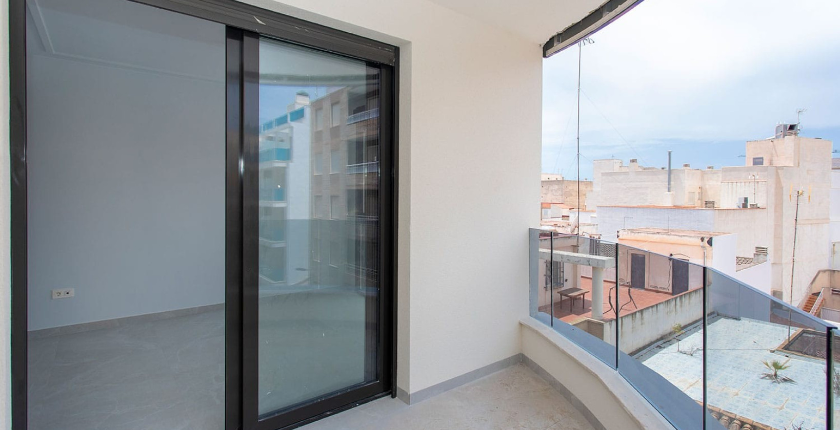 Resale - Apartment / flat - Torrevieja - torrevieja