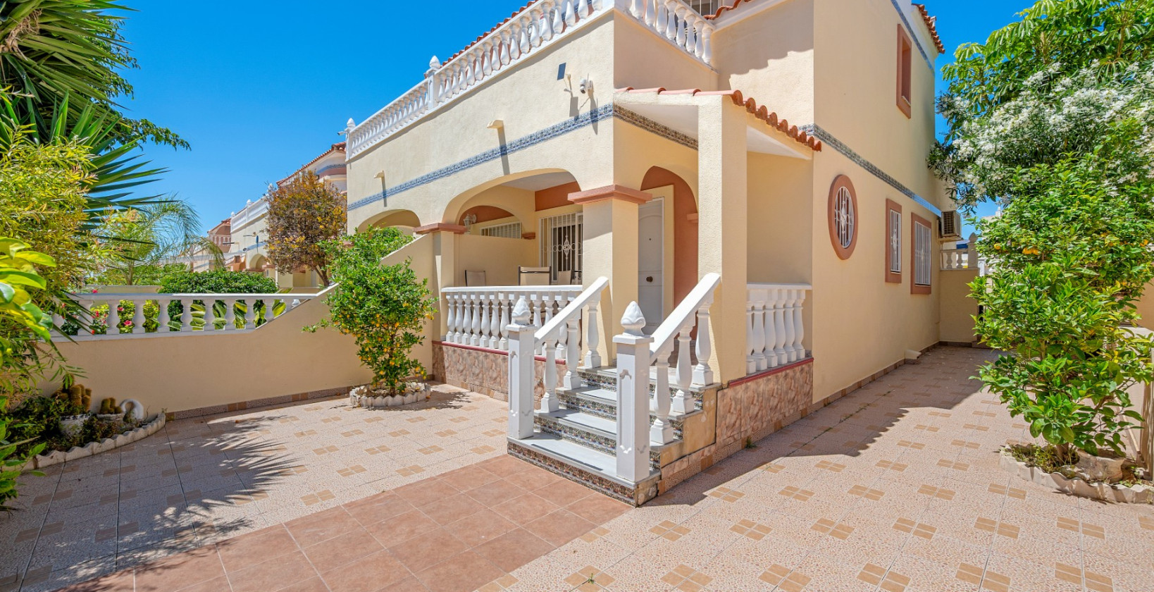 Resale - Townhouse - Orihuela Costa - La Zenia