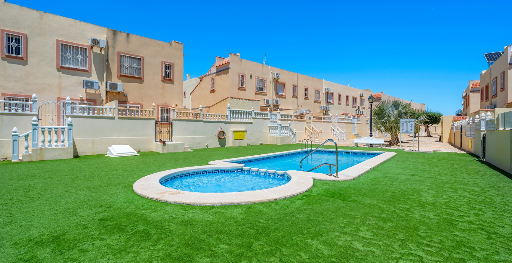 Resale - Townhouse - Orihuela Costa - La Zenia