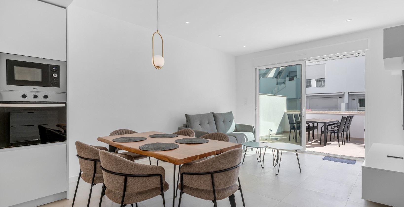 Resale - Apartment / flat - Pilar de la Horadada - PILAR DE LA HORADADA