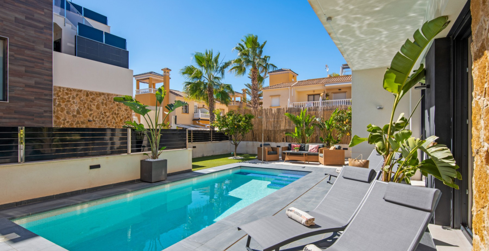 Resale - Villa - Orihuela Costa - Lomas de Campoamor