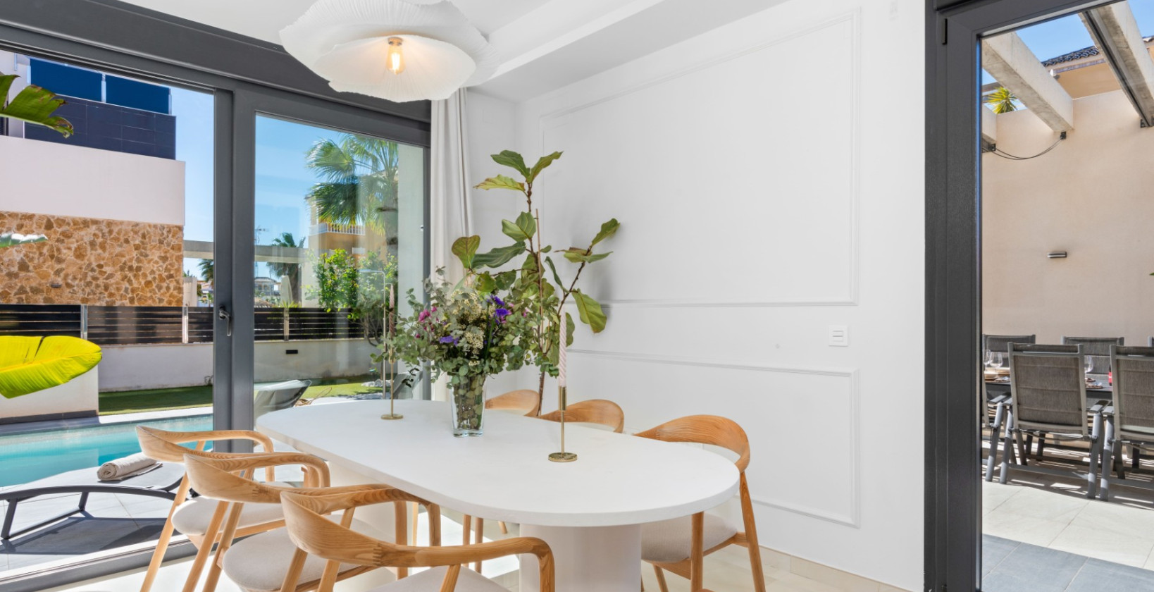 Resale - Villa - Orihuela Costa - Lomas de Campoamor