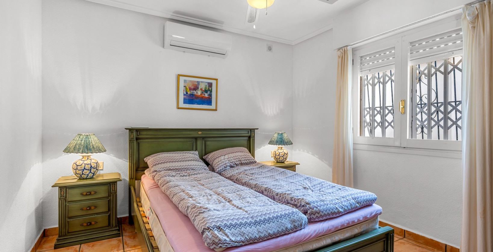 Resale - Villa - Orihuela Costa - Playa Flamenca