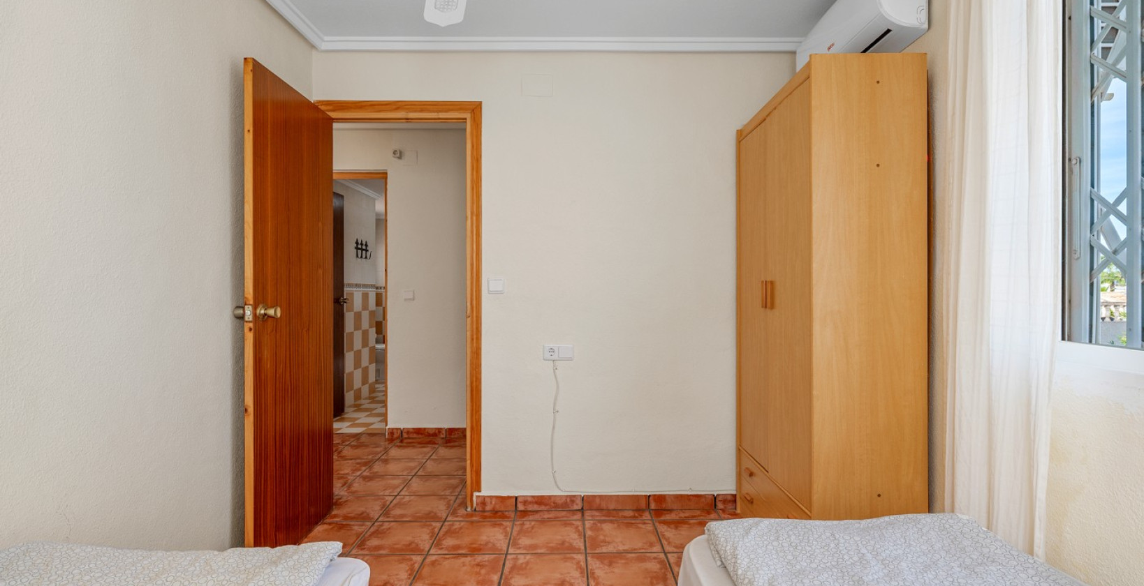 Resale - Villa - Orihuela Costa - Playa Flamenca