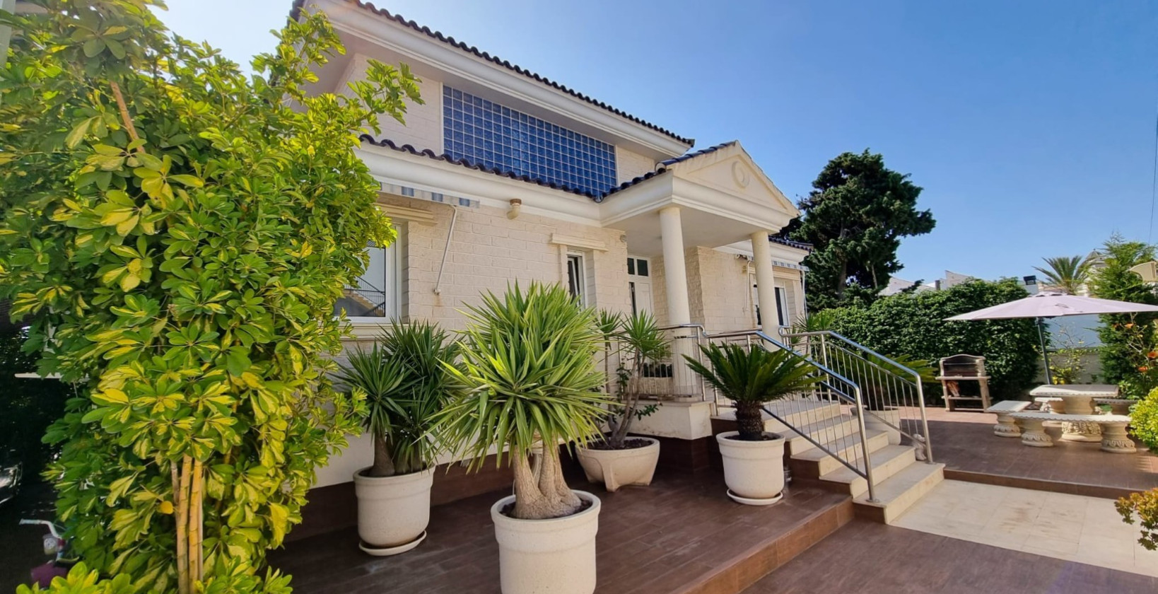 Resale - Villa - Torrevieja - La Mata
