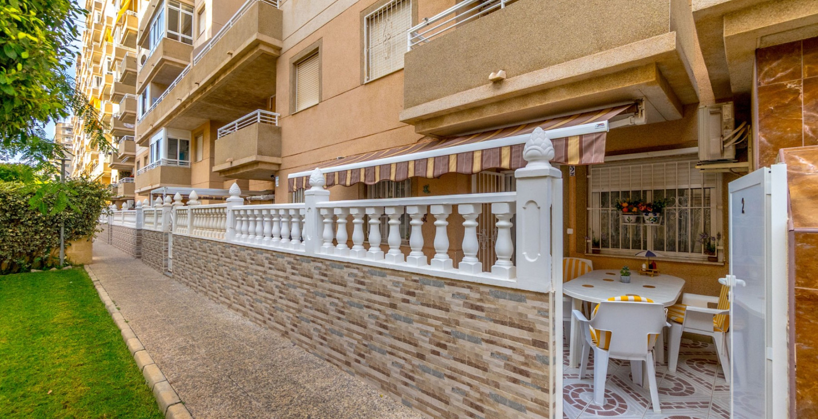 Resale - Apartment / flat - Torrevieja - Centro