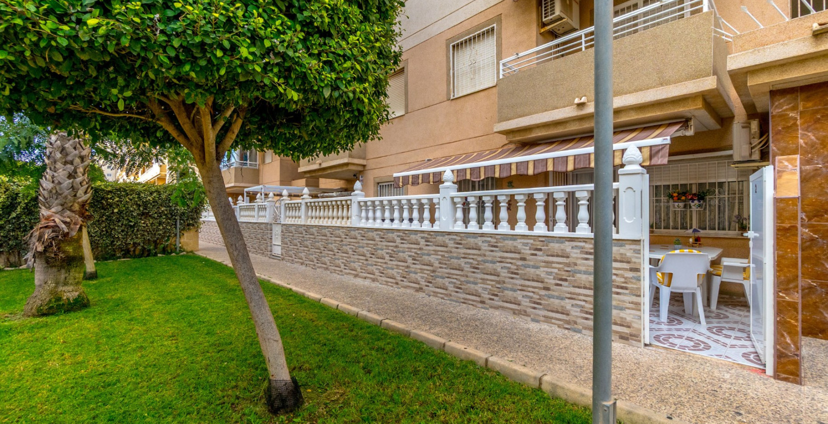 Resale - Apartment / flat - Torrevieja - Centro
