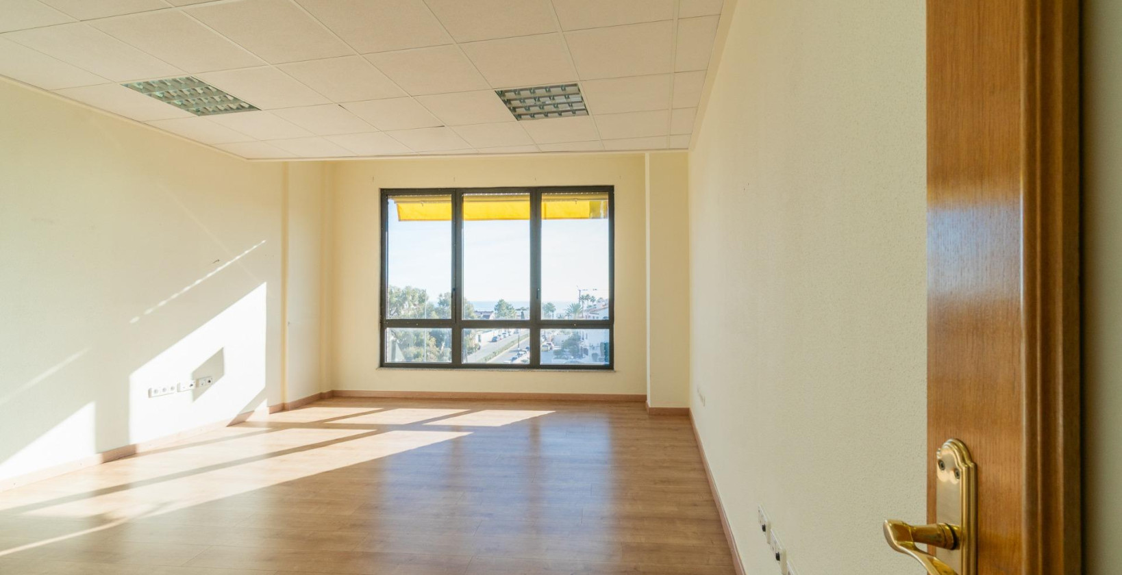 Long time Rental - Commercial - Orihuela Costa - Playa Flamenca