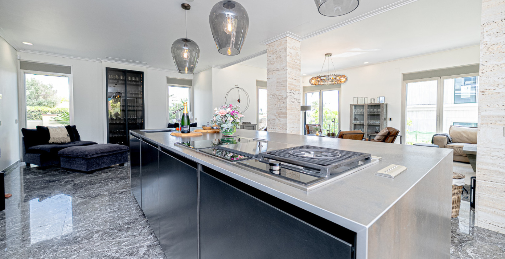 Resale - Villa - La Zenia - Beachside