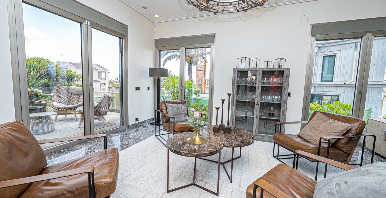 Resale - Villa - La Zenia - Beachside