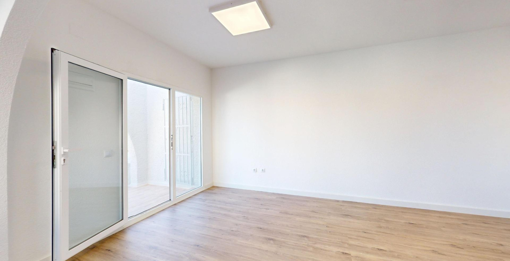 Resale - Apartment / flat - San Miguel de Salinas - BLUE LAGOON