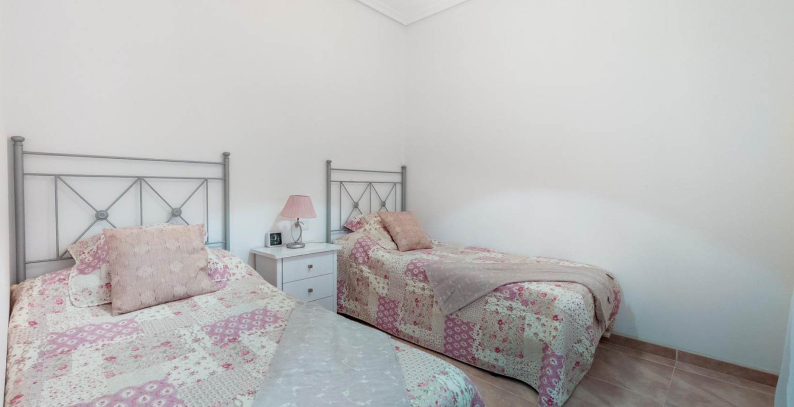 Resale - Apartment / flat - Torrevieja - Acequion