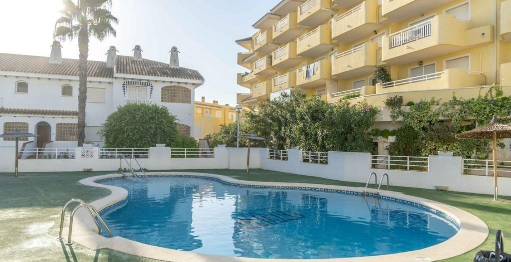 Resale - Apartment / flat - Orihuela Costa - Aguamarina