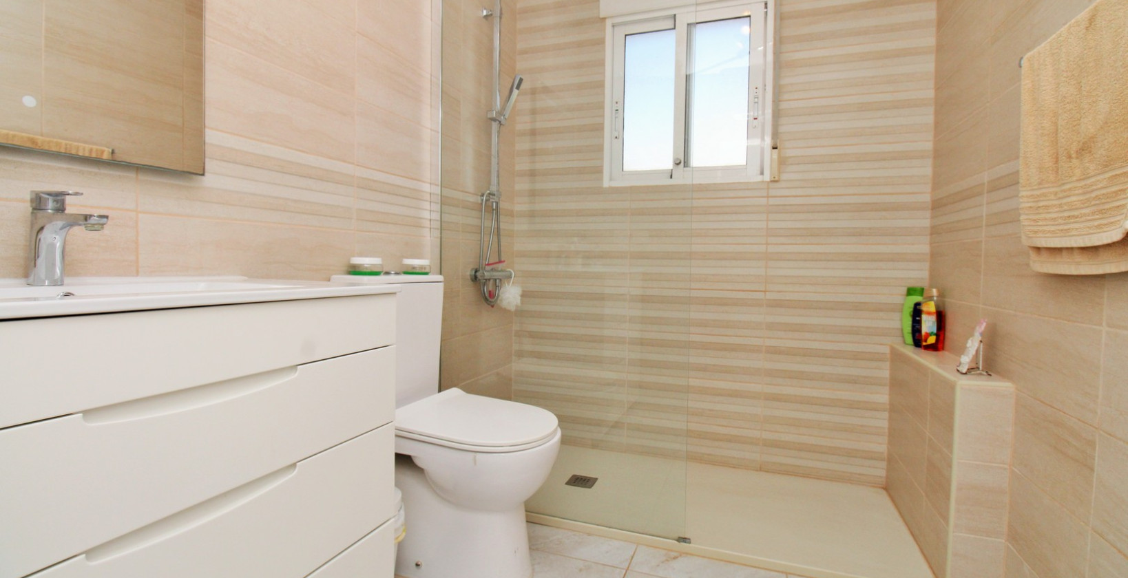 Resale - Villa - Playa Flamenca