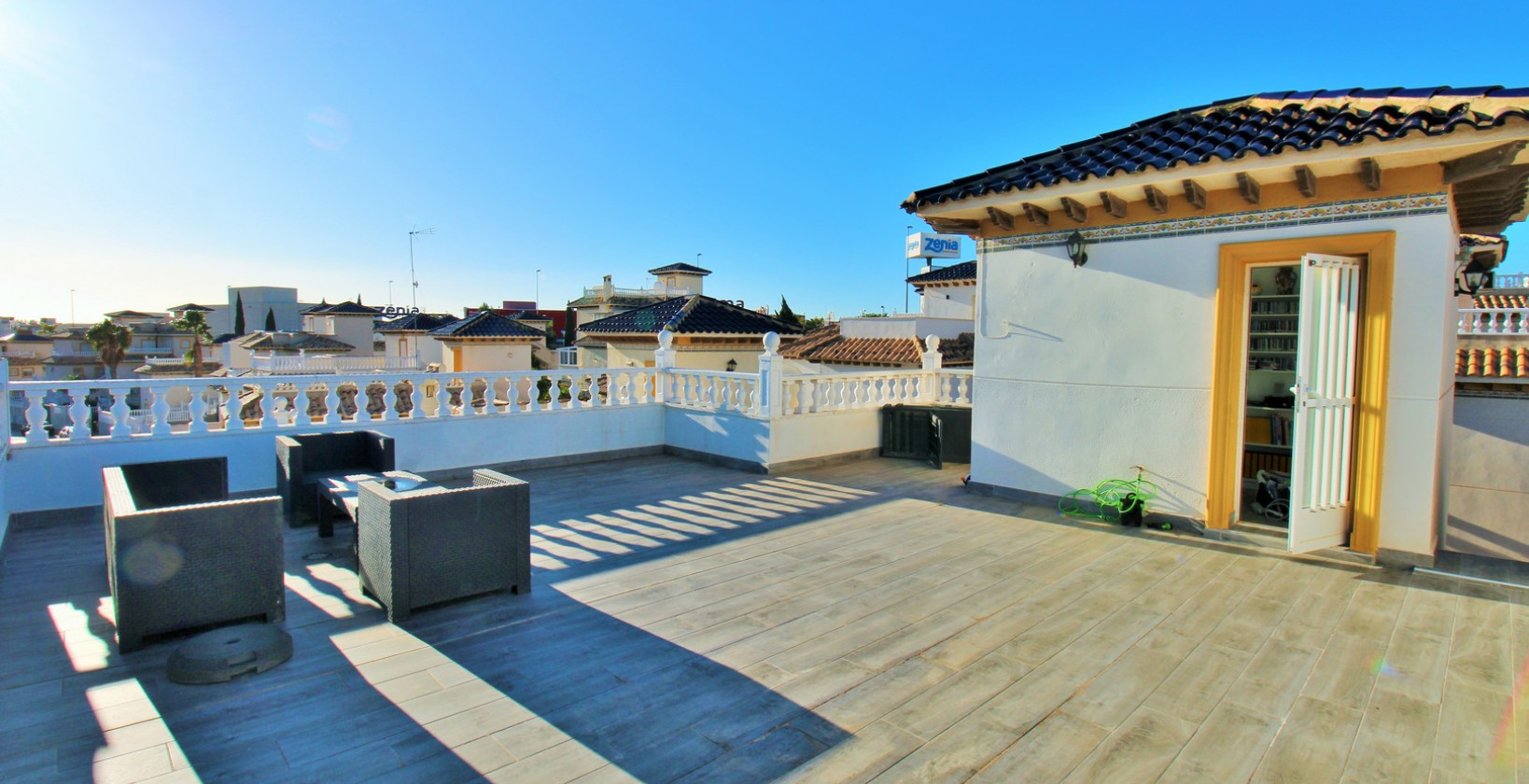 Resale - Villa - Playa Flamenca