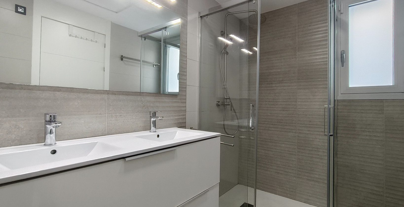 Resale - Villa - Guardamar del Segura - EL RASO