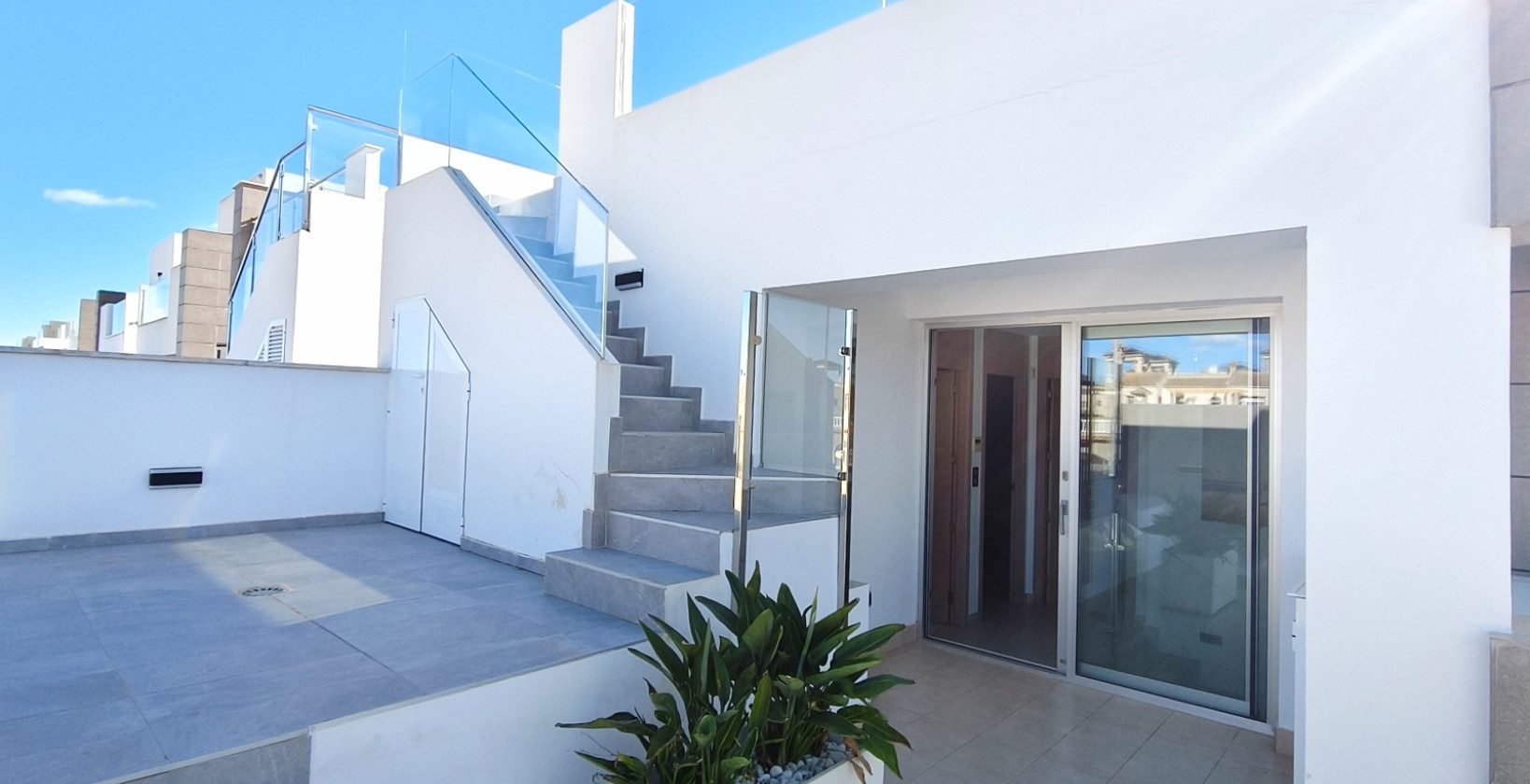 Resale - Villa - Guardamar del Segura - EL RASO