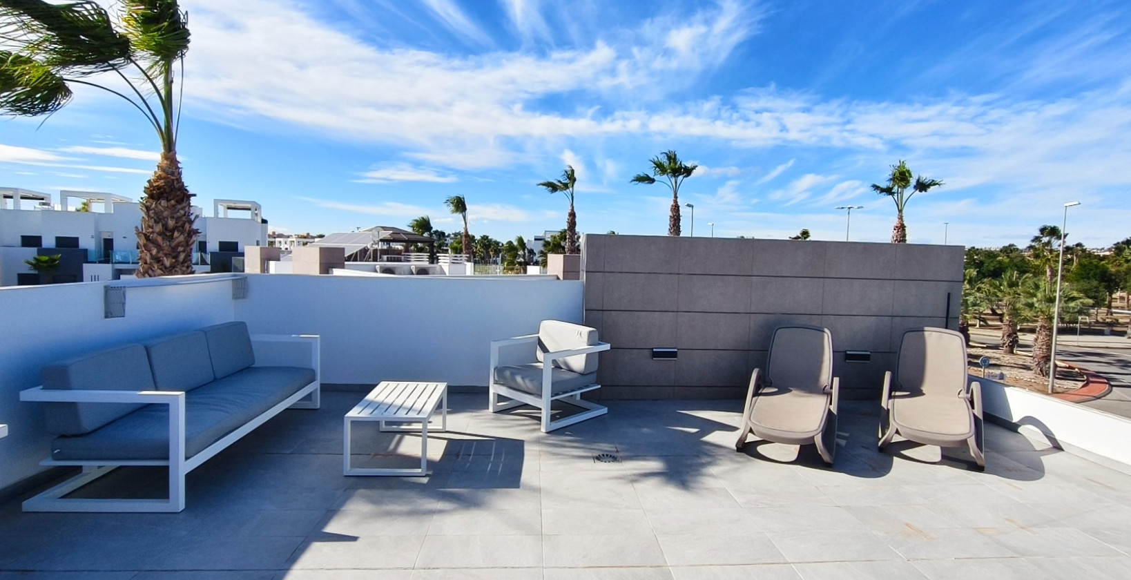 Resale - Villa - Guardamar del Segura - EL RASO