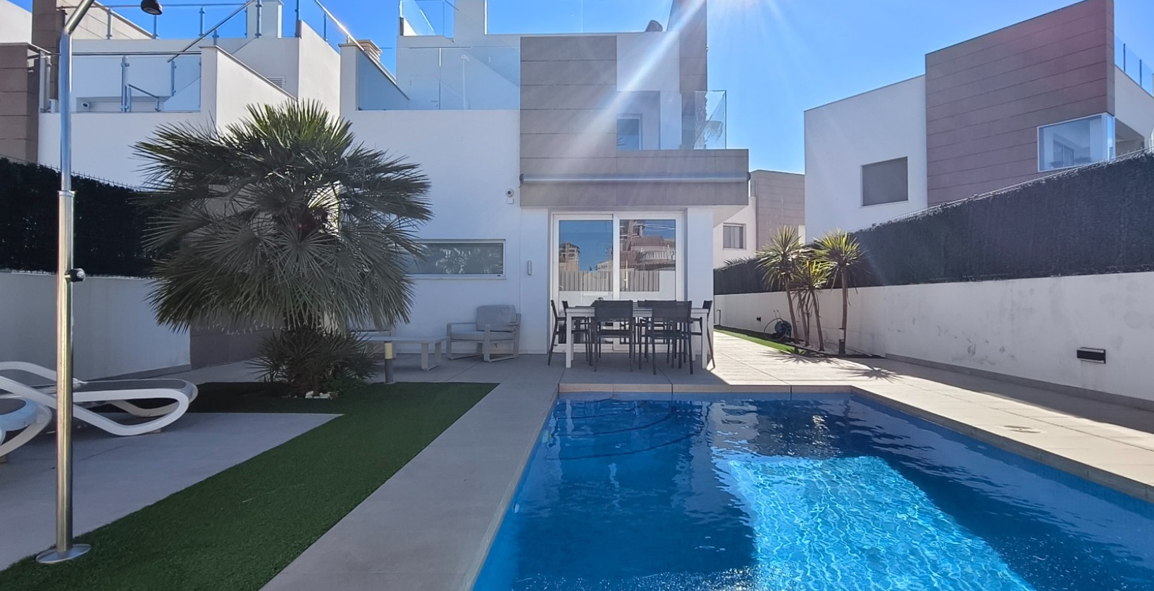Resale - Villa - Guardamar del Segura - EL RASO